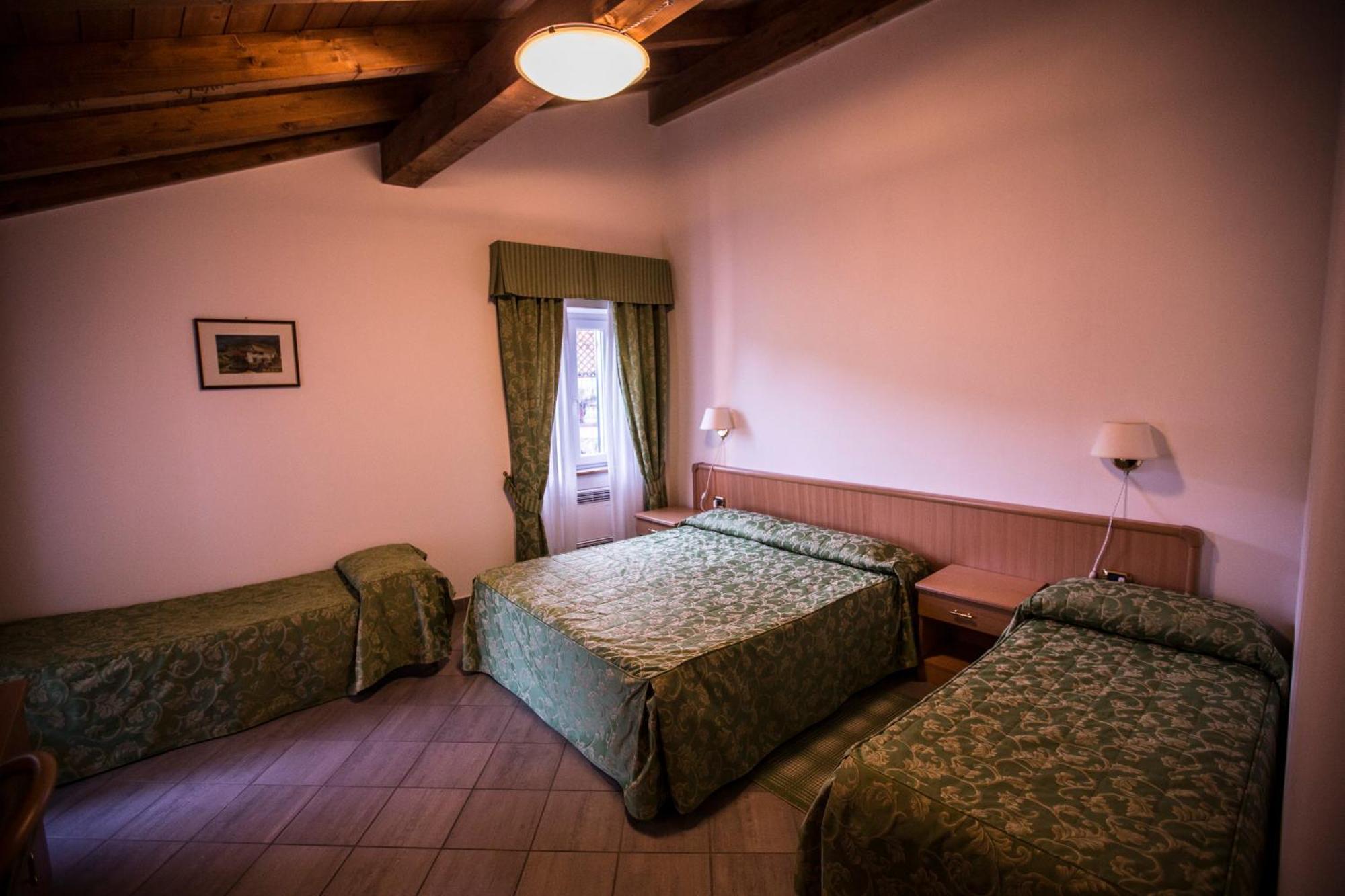 Albergo La Veranda Tavarone Szoba fotó