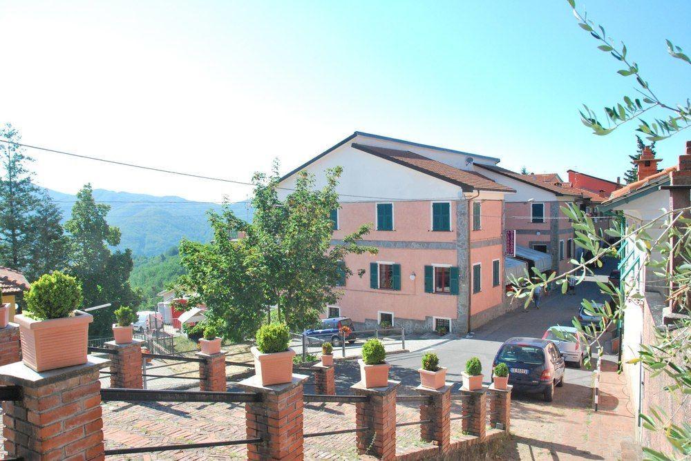 Albergo La Veranda Tavarone Kültér fotó