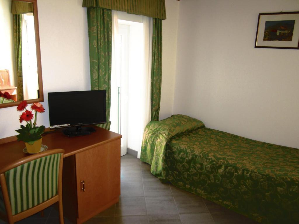 Albergo La Veranda Tavarone Kültér fotó