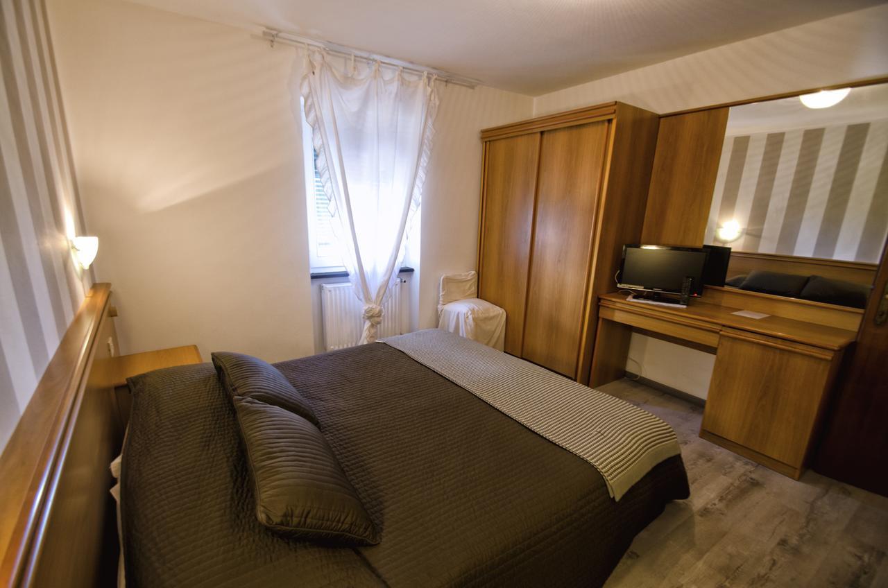 Albergo La Veranda Tavarone Kültér fotó